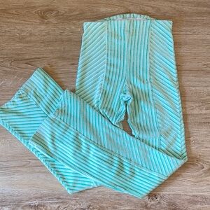 Free people XS velvet sea foam green white striped stretchy flare Leggings